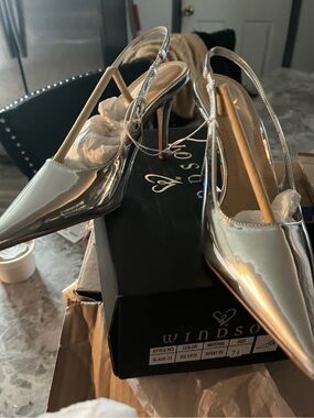 Windsor Metallic Silver Pointed Slingback Heels